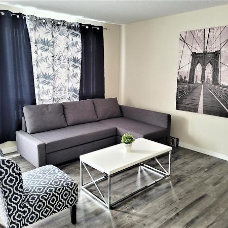 וויניפג Cozy 4 Bedroom Townhouse - Peaceful Feel Of Home מראה חיצוני תמונה