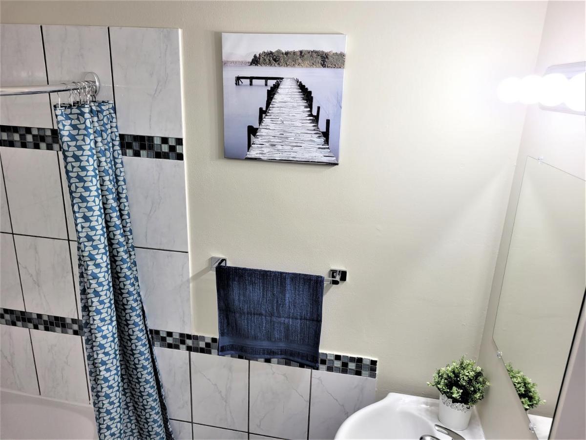 וויניפג Cozy 4 Bedroom Townhouse - Peaceful Feel Of Home מראה חיצוני תמונה