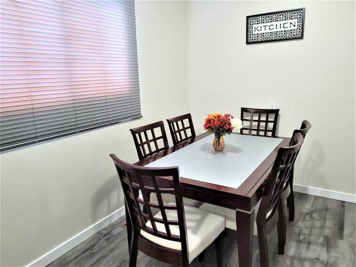 וויניפג Cozy 4 Bedroom Townhouse - Peaceful Feel Of Home מראה חיצוני תמונה