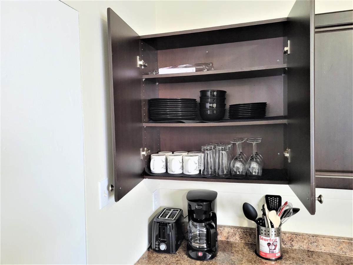 וויניפג Cozy 4 Bedroom Townhouse - Peaceful Feel Of Home מראה חיצוני תמונה